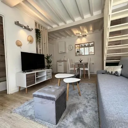 Апартаменты Cosy Duplex Sejour Duo Ou Petite Famille Situation - Proche & Commerces - Wifi Et Linge Inclus Уистреам