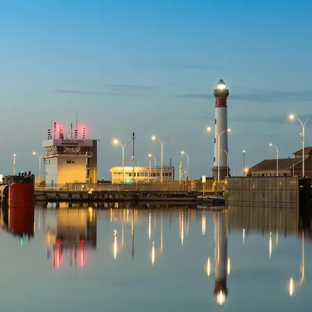 Cosy Duplex Sejour Duo Ou Petite Famille Situation - Proche & Commerces - Wifi Et Linge Inclus * Уистреам